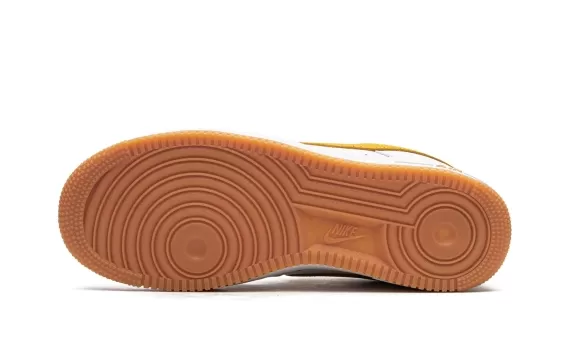 Air Force 1 Low Waterproof - University Gold