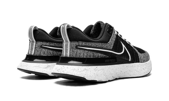 React Infinity Run Flyknit 2 - White/Black