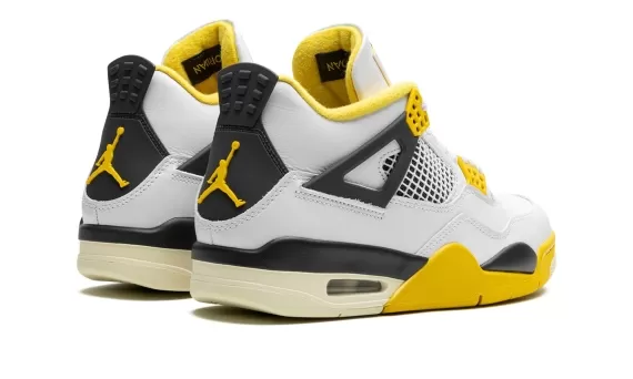 Air Jordan 4 - Vivid Sulfur