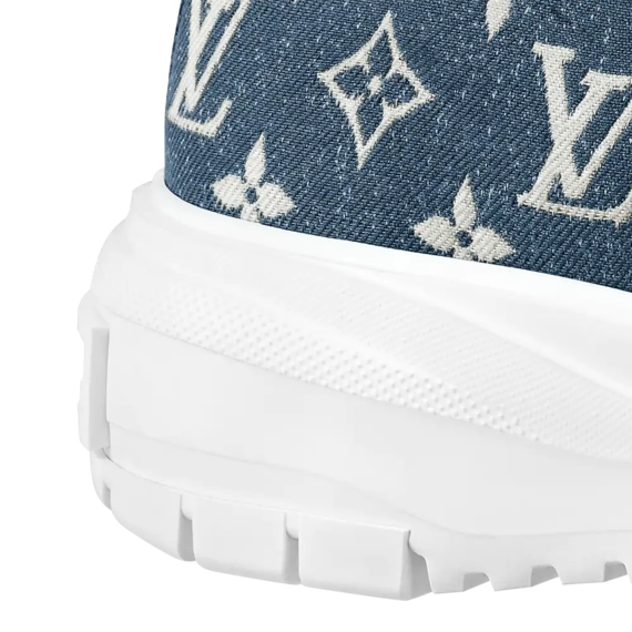 Lv Squad Sneaker